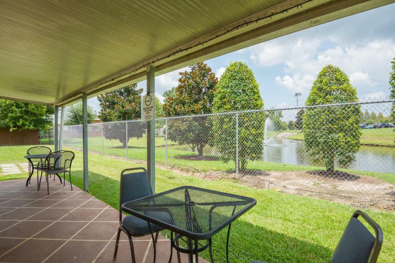 トライデント イン アンド スイーツ Prairieville エクステリア 写真